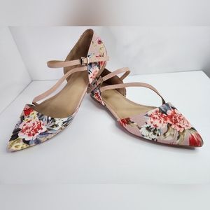 Casual Closed-Toe Sandals, size 8.5